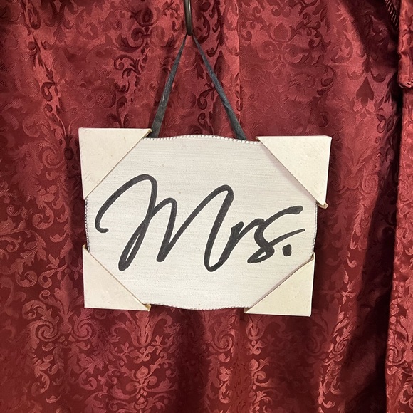 Mr.And Mrs.Wedding Signs - Picture 2 of 3